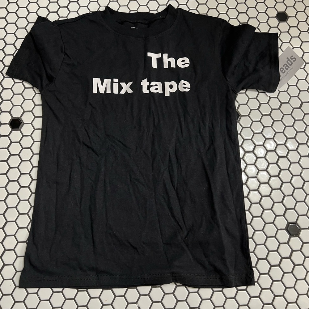NWT 10 threads the mixtape t shirt size 12 months